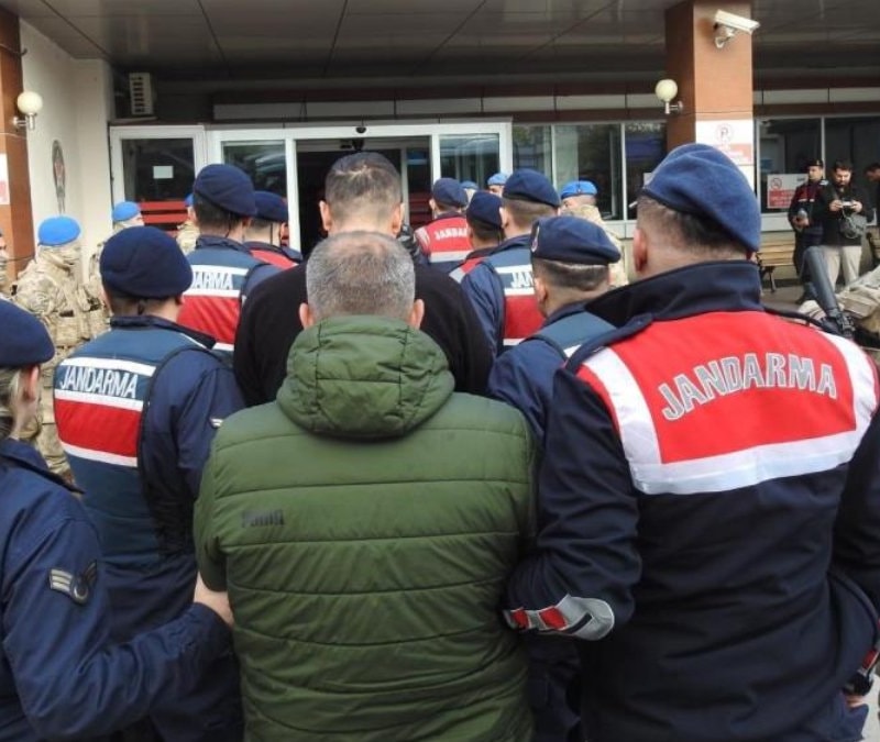 5 ilde rüşvet operasyonu: 13 tutuklama