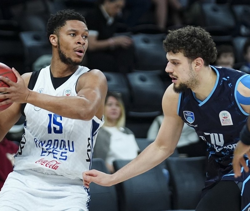 Anadolu Efes, Türk Telekom'a şans tanımadı