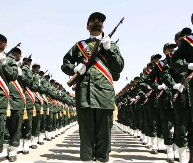 İran Devrim Muhafızları: ABD ablukaya devam ederse sert karşılık veririz