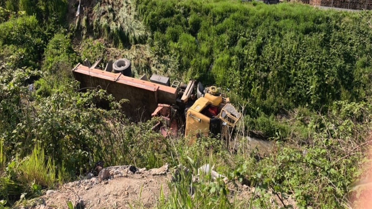 Bursa'da vinçten atlayarak hayatını kaybeden sürücü toprağa verildi
