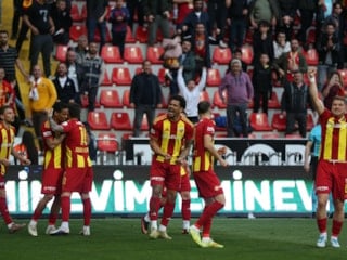 Kayserispor, Rizespor'u 2-0 mağlup etti