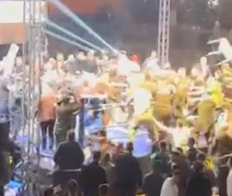 Trabzon'da boks maçında kavga kamerada