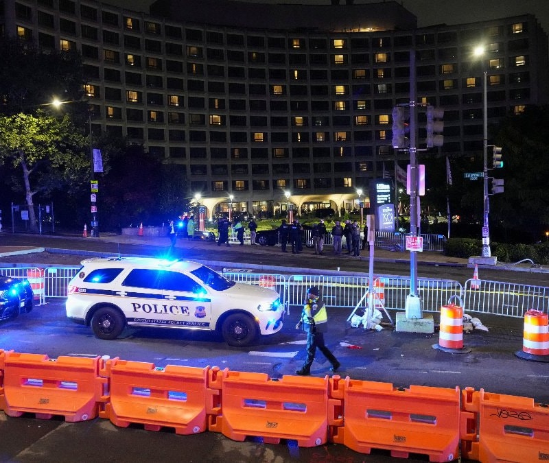 Beyaz Saray Muhabirleri Yemeği'nde kaos: Trump salondan çıkarıldı