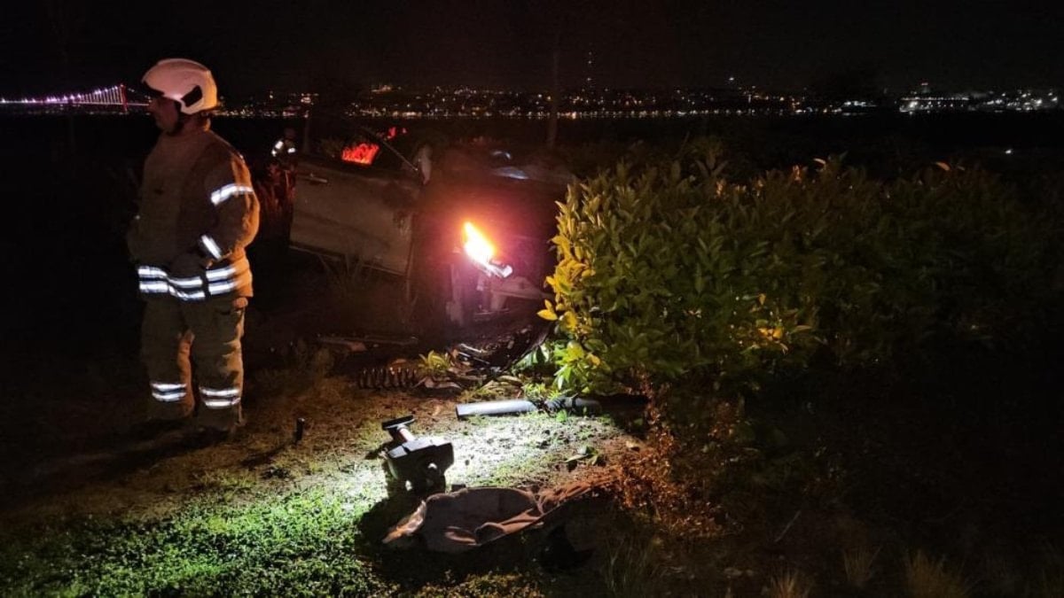 İstanbul Fatih'te takla atan otomobilin sürücüsü yaralandı