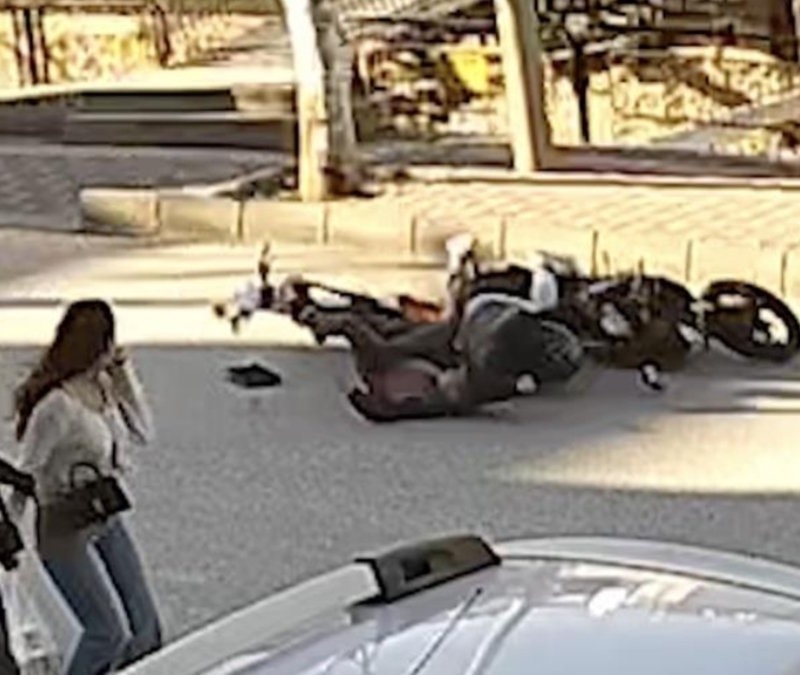 Kastamonu'da motosiklet ile scooter çarpıştı: Çocuk ağır yaralandı