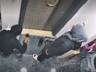 Siirt'te hırsızlık yapan 3 kadın tutuklandı