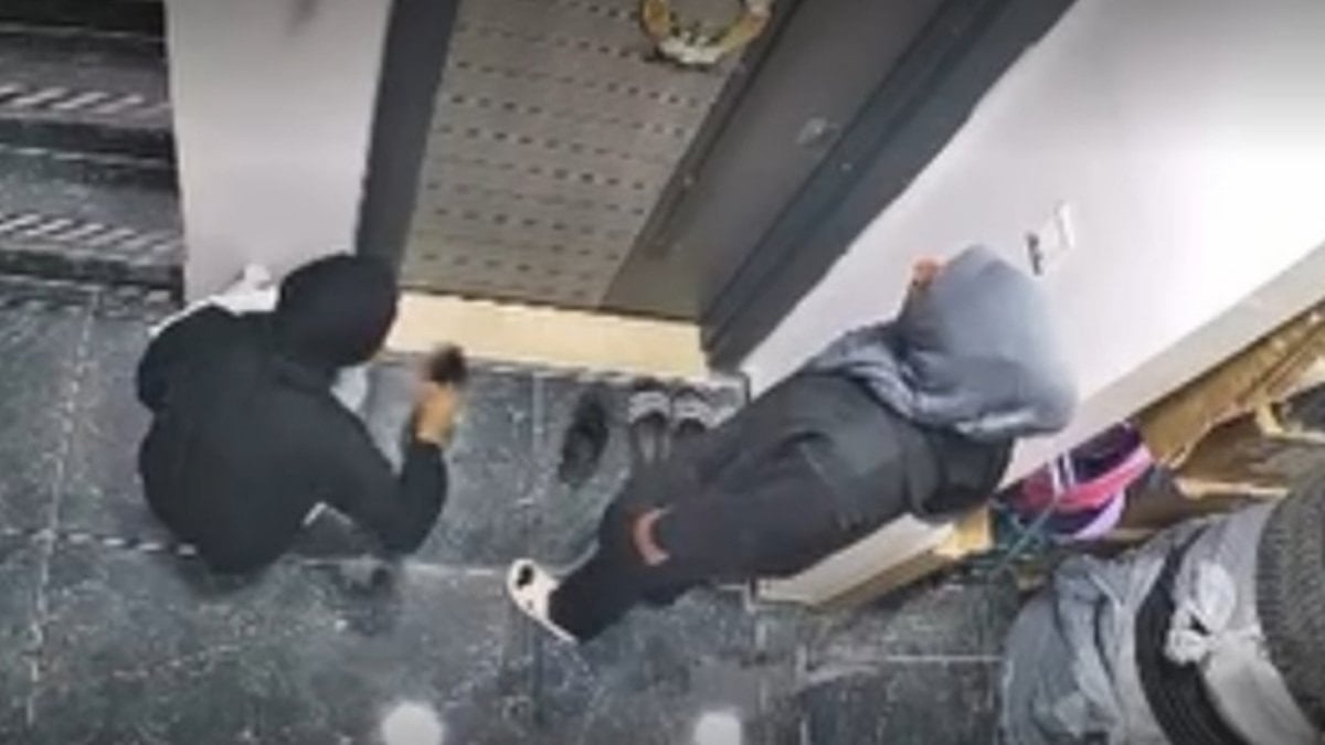 Siirt'te hırsızlık yapan 3 kadın tutuklandı