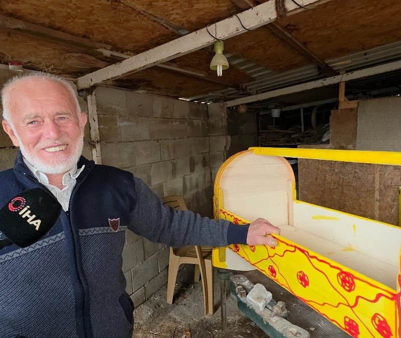 Hatay'da yıllardır bu işi yapan tahta beşik ustası, sanatını yaşatacak çırak bulamadı