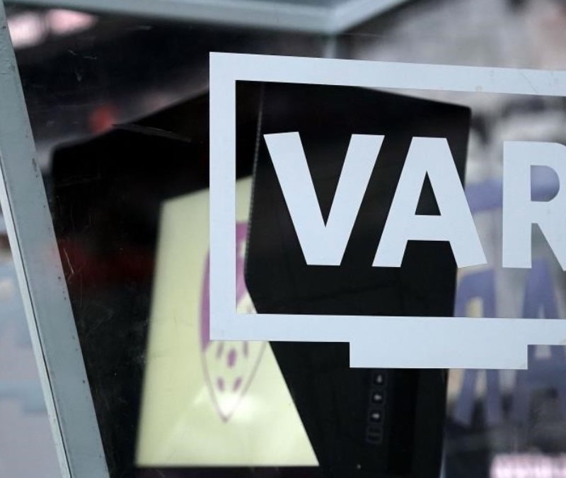 Galatasaray - Fenerbahçe derbisinin VAR hakemi belirlendi