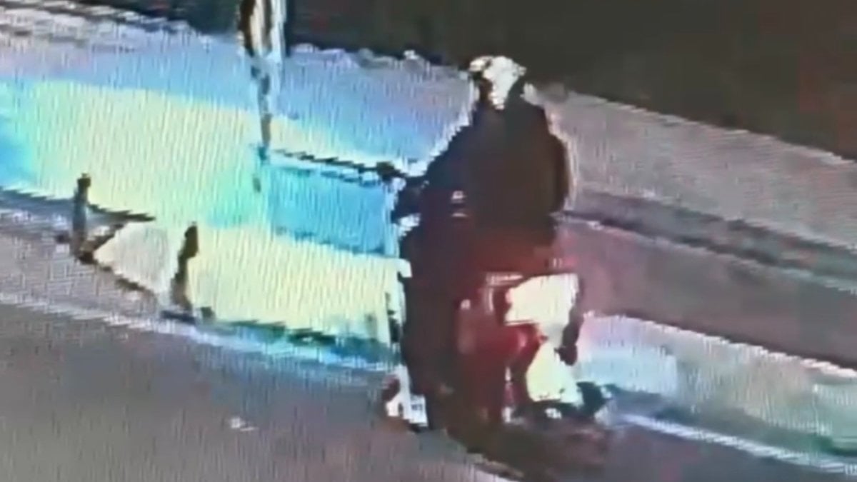 İstanbul'da 2 genç kızı taciz eden motosikletli tutuklandı