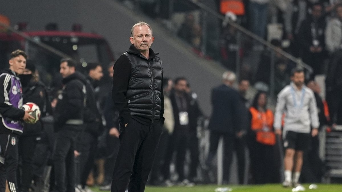 Sergen Yalçın, Beşiktaş'ın başında 100. lig maçına çıkacak