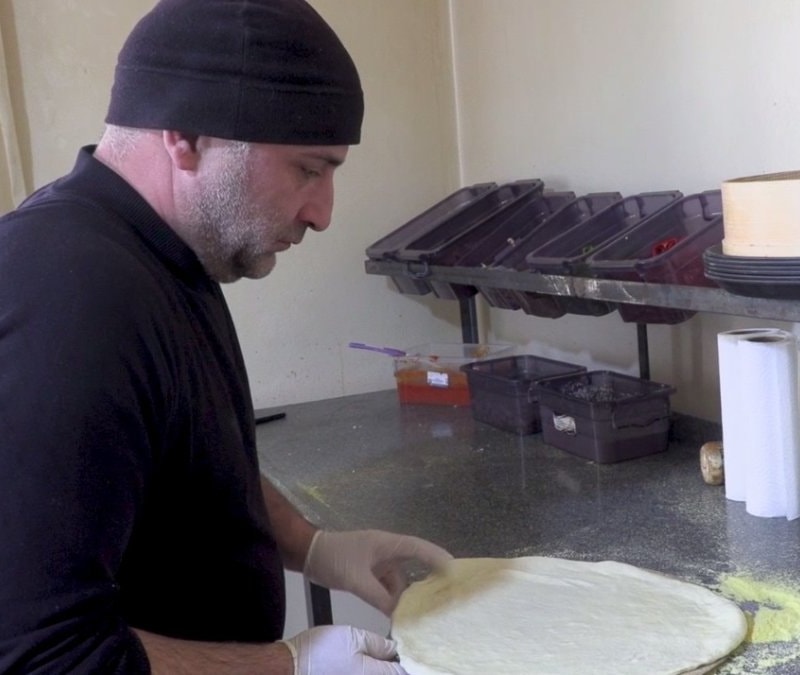 İstanbul'dan Bayburt'a döndü: Yazılımcılığı bırakıp pizzacı oldu