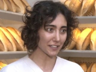 Best Model derecelisi Irmak Öztaş fırında çalışmaya başladı: 7 ay işsiz kaldım, ekmeğimi buldum