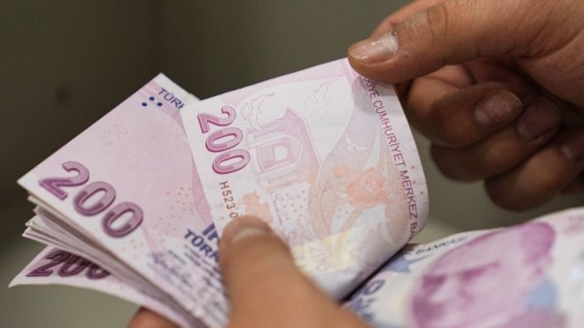 Emekliler ek ödemelerinin yüzde 10'a çıkmasını istiyor