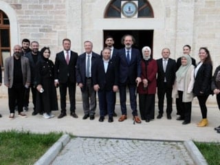 AK Parti İstanbul milletvekilleri her cuma sahada: Kentin 3 bölgesi ziyaret ediliyor