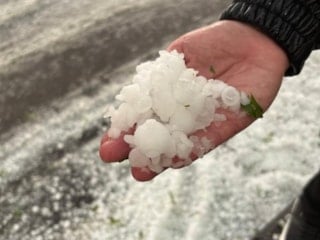 Gaziantep'te ceviz büyüklüğünde dolu yağdı