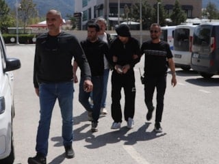 Denizli'de sokak düğünü sonrası çıkan eşya toplama kavgasında bir kişi öldü