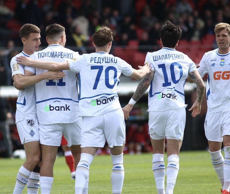 Ukrayna'da 11 gollü maçı Dinamo Kiev kazandı