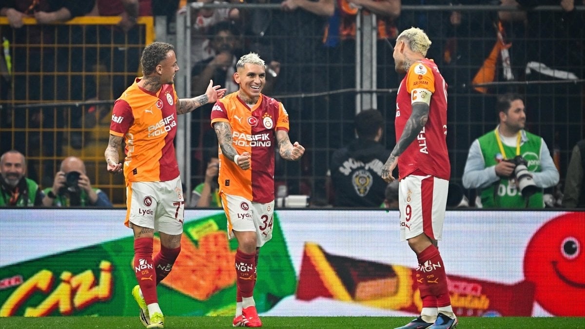 Galatasaray'dan maç sonu Fenerbahçe'ye olay göndermeler