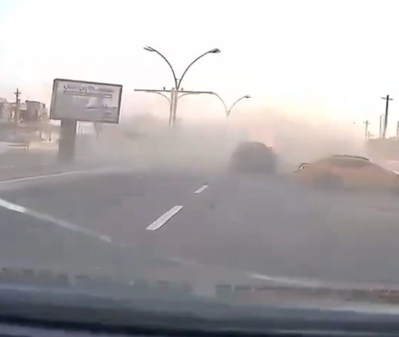 Irak'ın Kerkük kentinde tır otomobilleri biçti: 6 kişi can verdi