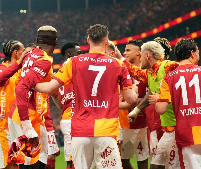 Galatasaray, Fenerbahçe’yi evinde 2 maç sonra mağlup etti