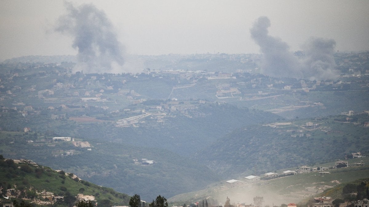 İsrail ateşkese rağmen Lübnan'ı vurdu: 14 kişi hayatını kaybetti