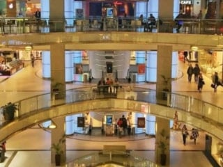 Mısır, AVM'lerin erken kapatılması uygulamasını iptal etti