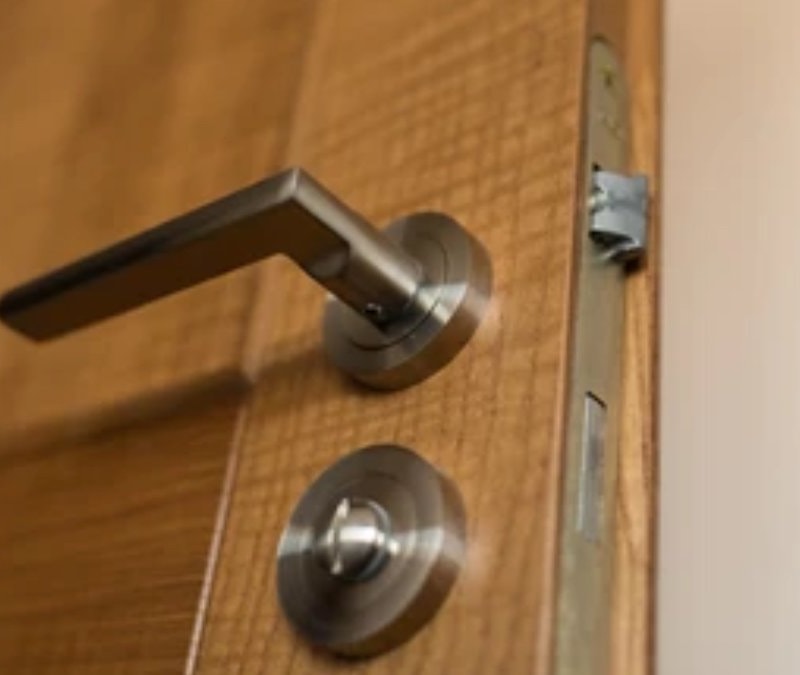 Kendine açılan oda kapısına 5 dakikalık çözüm: Sırrı bu küçük ayarda