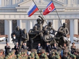 Kuzey Kore’den savaş anıtı hamlesi: Rusya-Ukrayna savaşında ölen askerler için müze açıldı