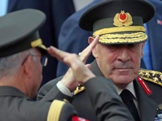 Demokrasi tarihinde kara leke: 27 Nisan muhtırasının üzerinden 19 yıl geçti