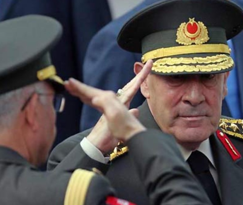 Demokrasi tarihinde kara leke: 27 Nisan muhtırasının üzerinden 19 yıl geçti