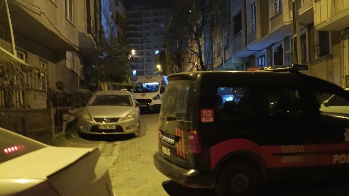 İstanbul'da eski sevgilisi evini basıp binayı taşladı: Etrafa rastgele ateş açtı