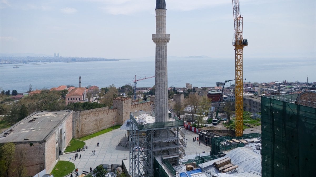 Ayasofya’nın kuzeydoğu minaresinde restorasyon tamamlandı