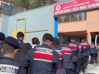 İçişleri Bakanlığı: Organize suç örgütüne yönelik operasyonlarda 28 şüpheli tutuklandı