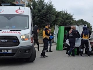 Bursa'da park edip uyudukları araçtan cansız bedeni çıktı