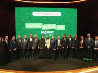 Ziraat Katılım ve Yeşilay’dan Anlamlı İş Birliği: “Bağımsız Kart” ile Hayata Değer Kat