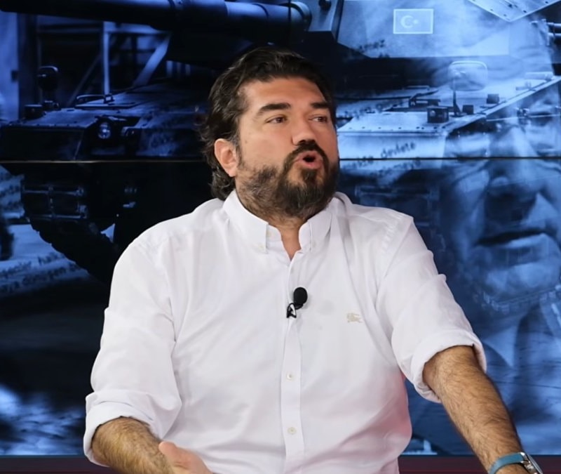 Rasim Ozan Kütahyalı, 27 Nisan e-muhtırasını ve darbe karşıtı eylemi anlattı