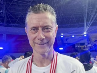 Türk antrenör Bülent Karslıoğlu, Endonezya'da art arda ikinci şampiyonluğu yaşadı