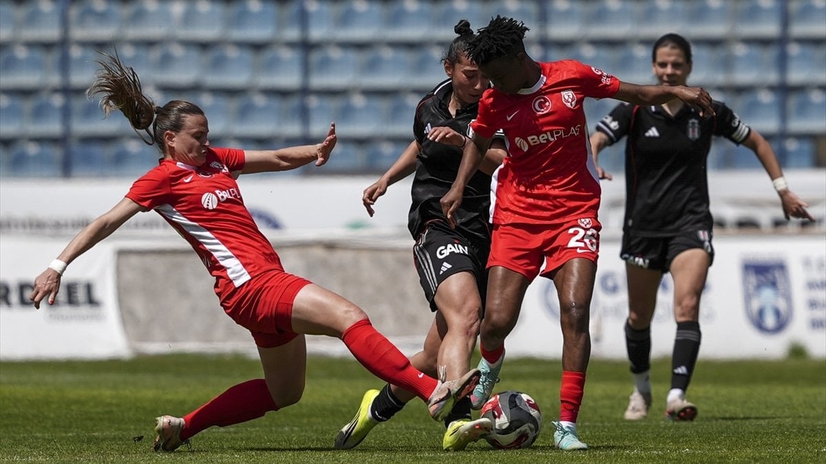 ABB FOMGET, Beşiktaş'ı yendi