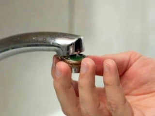 Tasarruf devri: Musluğa takın, suyu yüzde 70 kurtarın