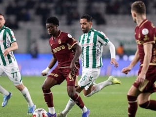Konyaspor, Trabzonspor'u yendi