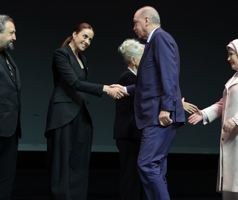 Cumhurbaşkanı Erdoğan, “Bir Adam Yaratmak” filminin galasına katıldı