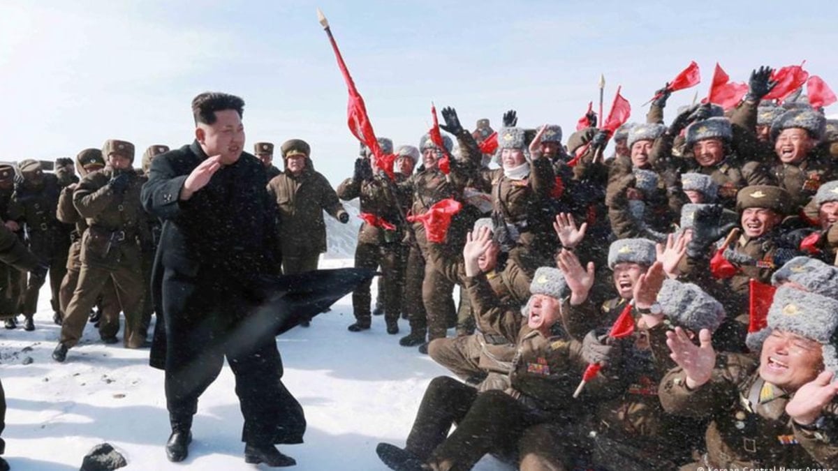 Kuzey Kore'de Kim Jong yabancı dizi izleyenleri idam ediyor