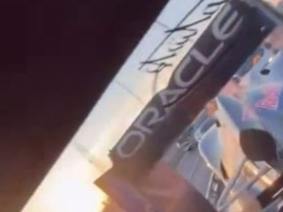 İstanbul'da Formula 1 sürprizi: Çekicide taşınan araç ilgi odağı oldu