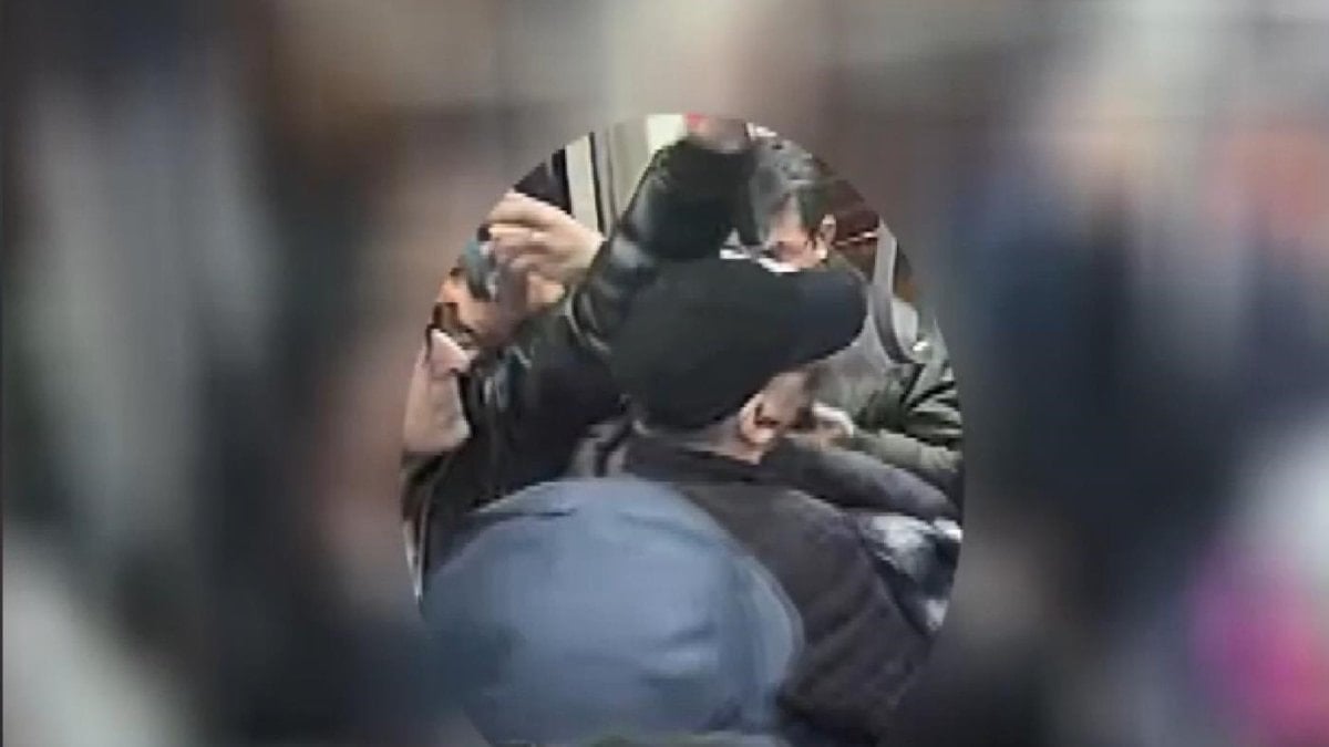 İstanbul'da metrolarda hırsızlık yapanlar enselendi