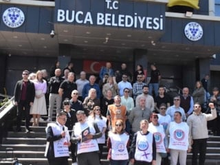 İzmir'in Buca Belediyesi'nde memurların eylemi devam ediyor: Haber gelmezse iş bırakacağız