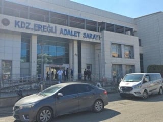 Zonguldak'ta tutuklama kararını öğrenince adliyede camdan atladı