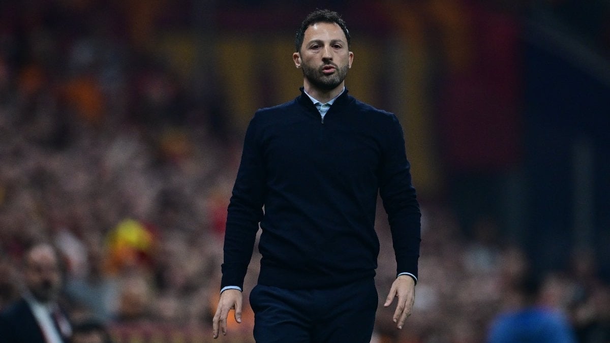 Fenerbahçeli futbolculardan Domenico Tedesco'ya veda