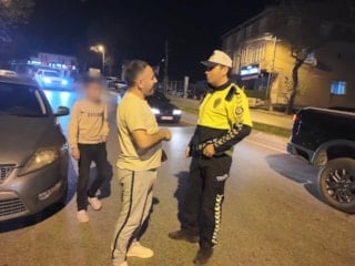 İstanbul'da 13 yaşındaki çocuk direksiyon başında yakalandı: Araç sahibine 40 bin TL ceza kesildi