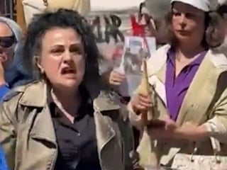 Başıboş köpekler için eylem yapıldı: İblisler, utanmazlar